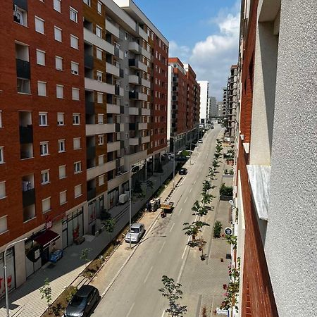Blini Complex Apartment Prishtine Bagian luar foto