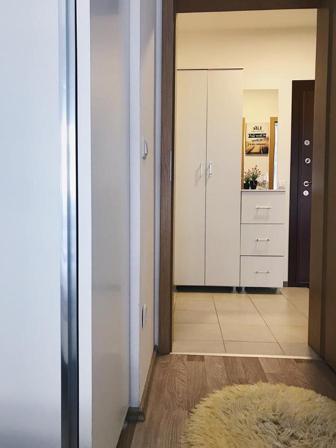 Blini Complex Apartment Prishtine Bagian luar foto